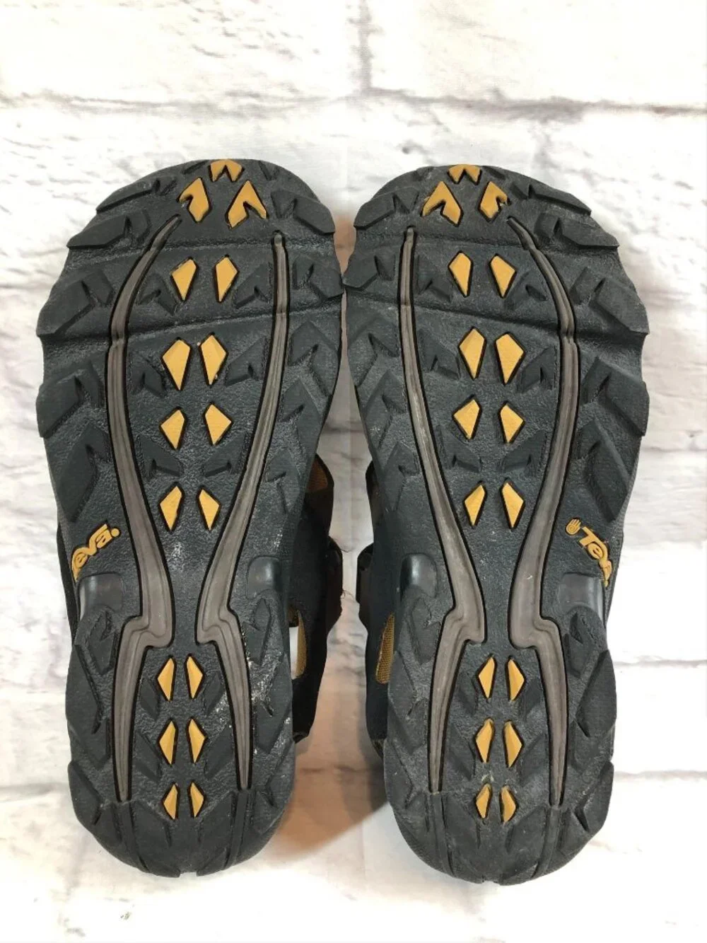 Teva Big Kids 6 / 36 Dozer Trail 6226 Brown Yellow Closed Toe Sport Sandals
